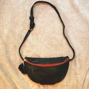 Parkwer Clay Black Sodo Belt Bag